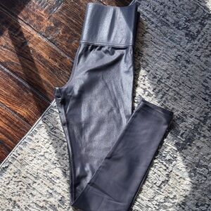 Carbon38 Tikara Shiny charcoal  Leggings
